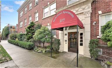 Main picture of 507 Harvard Ave E