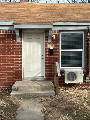 Main picture of 634 S Hydraulic St