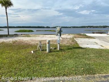 Main picture of 6150 Deepwater Dr