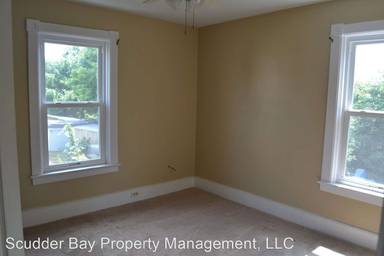 Main picture of 54 Fairlawn Ave