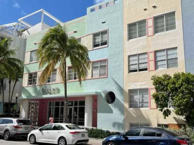 Main picture of 1460 Ocean Dr