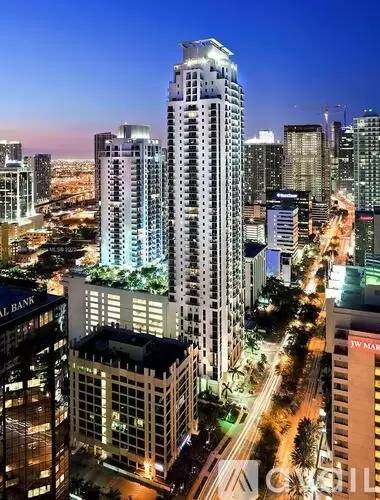 Main picture of 1050 Tower