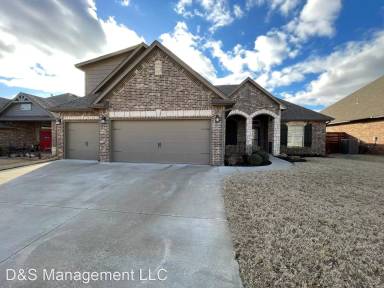 Main picture of 4001 Slater Dr
