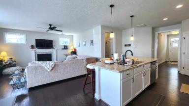 Main picture of 100 Sanctuary Dr