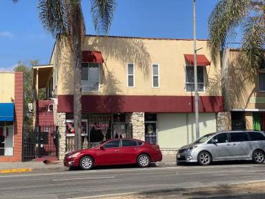 Main picture of 2019 Pacific Ave