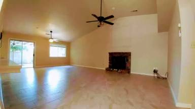 Main picture of 516 N Velie Dr