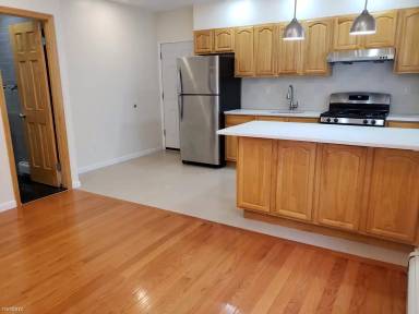 Main picture of 2516 E 27th St