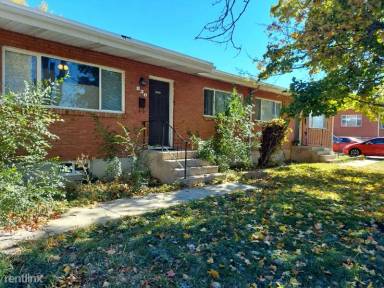 Main picture of 826 Washington Ave