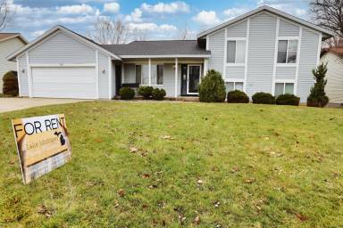Main picture of 2325 Jamestown Dr SE