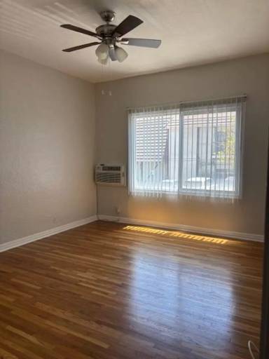 Main picture of 211 S El Molino Ave