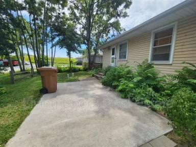 Main picture of 3027 C St