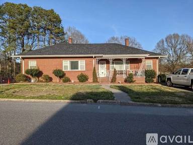 Main picture of 115 Bates Ave