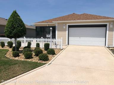 Main picture of 2560 Love Ave