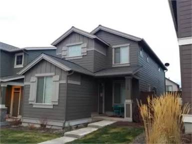 Main picture of 20795 NE Smoke Stack Ln