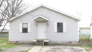 Main picture of 908 Jefferson Ave
