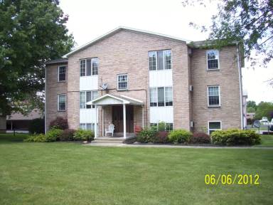Main picture of 1998 Mathews Rd