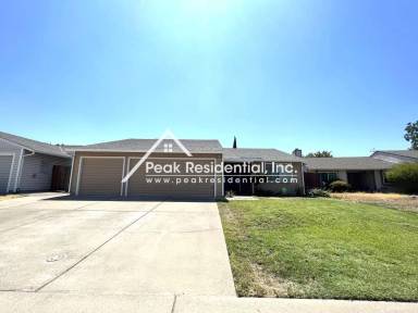 Main picture of 8668 Western Sun Way