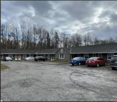 Main picture of 4872 N Ridge Rd E