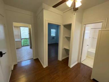 Main picture of 1544 Independence Ave SE