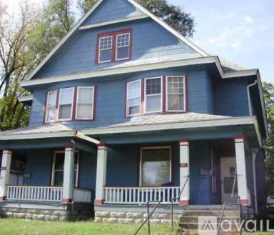 Main picture of 831 S 8th St