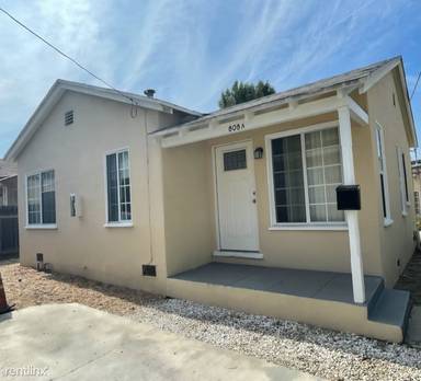 Main picture of 808 E Garfield Ave