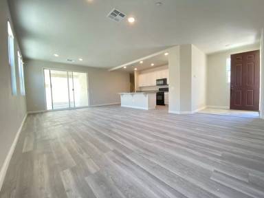 Main picture of 5983 Silveira St