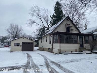 Main picture of 721 Warner Ave