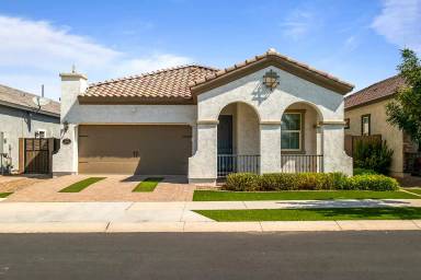 Main picture of 10138 E Nichols Ave