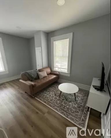 Main picture of 245 E Vermont Ave