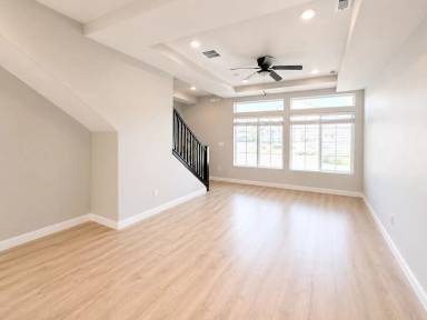 Main picture of 153 E Brushy Canyon St