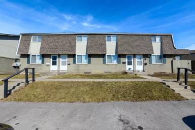 Main picture of 1896 Baldwin Rd