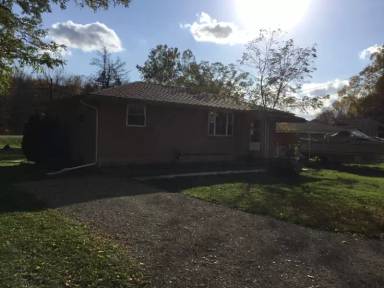 Main picture of 30255 Howard St