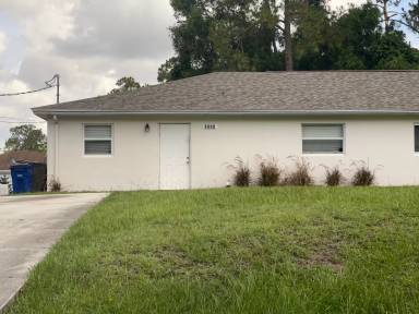 Main picture of 2432-2434 Joe Ave S
