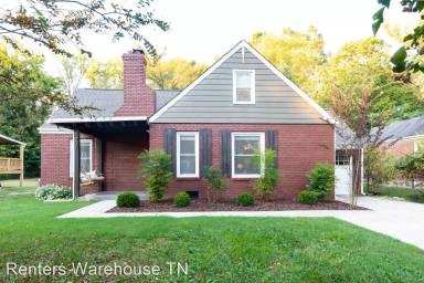 Main picture of 907 Burchwood Ave
