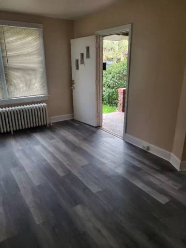 Main picture of 1812 Maple St