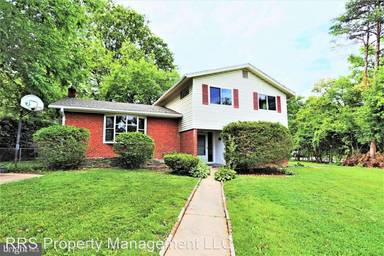 Main picture of 6201 Lone Oak Dr