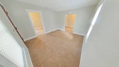 Main picture of 1325 Mohawk Ave