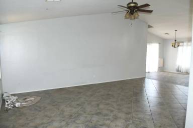 Main picture of 13950 W Maui Ln