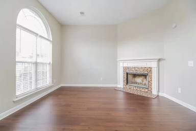 Main picture of 4465 Winton Dr