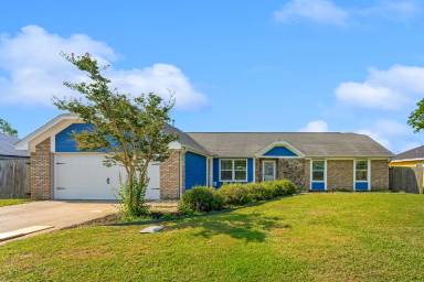 Main picture of 6824 Forsythe Dr