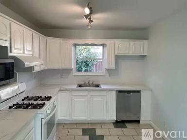 Main picture of 42838 Homewood St