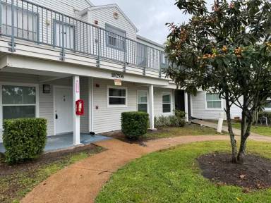 Main picture of 2536 Woodgate Blvd