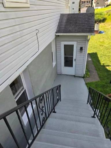 Main picture of 829 E Lackawanna St