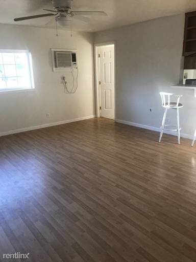 Main picture of 25 N Summit St