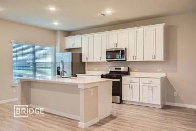 Main picture of 4077 Dayton Dr