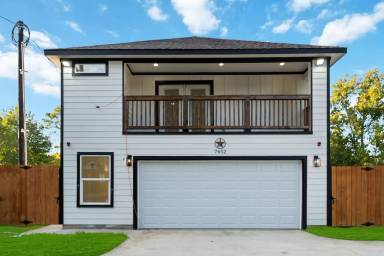 Main picture of 7652 Fawnridge Dr
