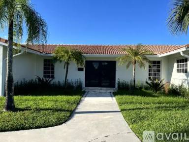 Main picture of 8721 SW 85th St