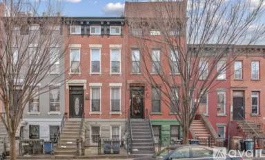Main picture of 1424 Flatbush Ave
