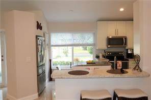Main picture of 5104 NW 49th Ave