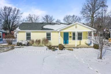 Main picture of 407 E 9th St